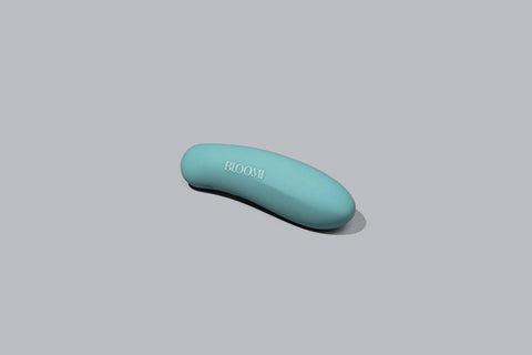 Award-Winning Play Mini Vibrator in Medical-Grade Silicone